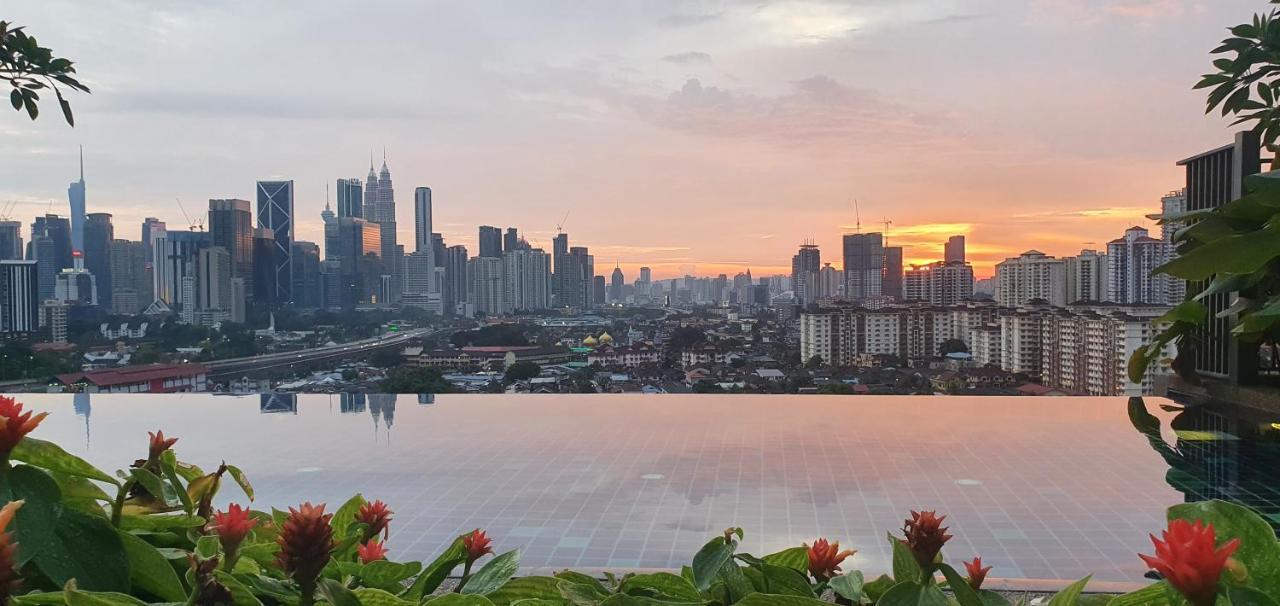 Studio Near Klcc And Lrt With Superb View กัวลาลัมเปอร์ ภายนอก รูปภาพ